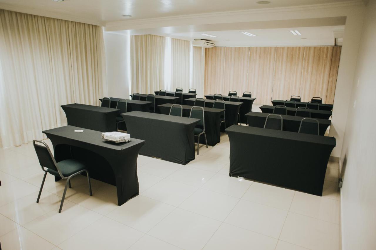 Arua Hotel, Restaurante E Convencoes プレジデンテ・プルデンテ エクステリア 写真