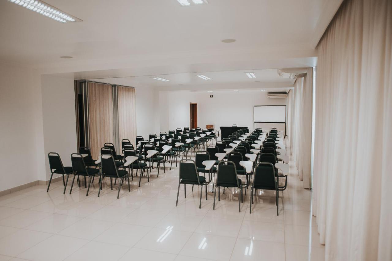Arua Hotel, Restaurante E Convencoes プレジデンテ・プルデンテ エクステリア 写真
