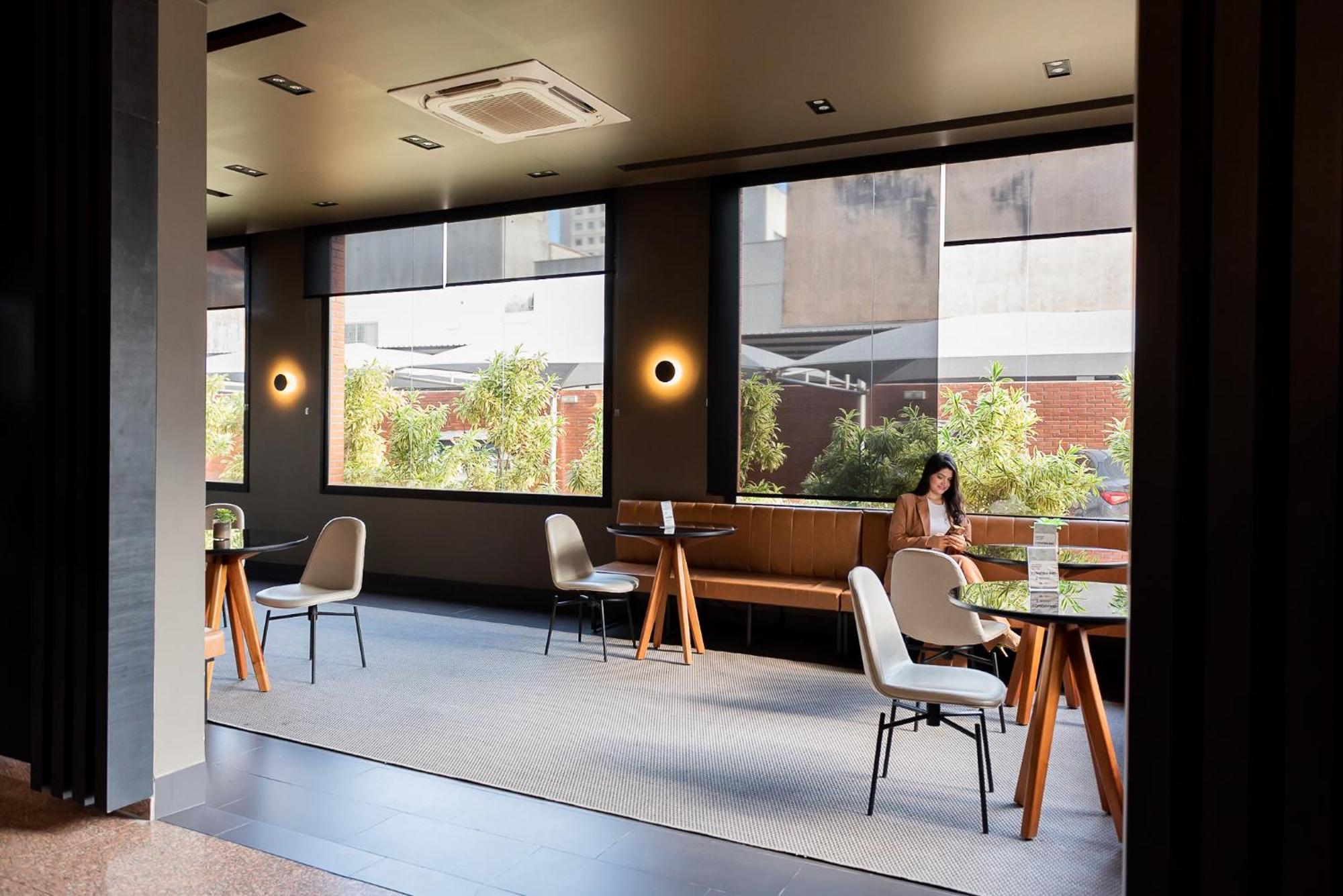 Arua Hotel, Restaurante E Convencoes プレジデンテ・プルデンテ エクステリア 写真