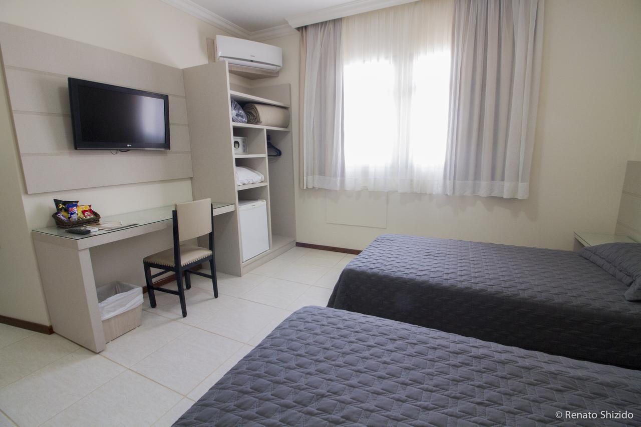 Arua Hotel, Restaurante E Convencoes プレジデンテ・プルデンテ エクステリア 写真